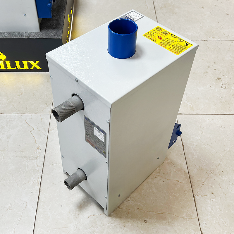 Unilux КУВ-12 - вид сзади